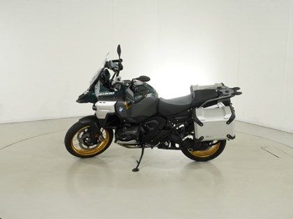 2025 (75) BMW Motorrad R1300 GSA TE (25MY)