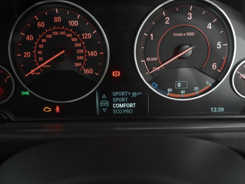 2019 (19) BMW 3 SERIES 320d Sport 5dr 5875492