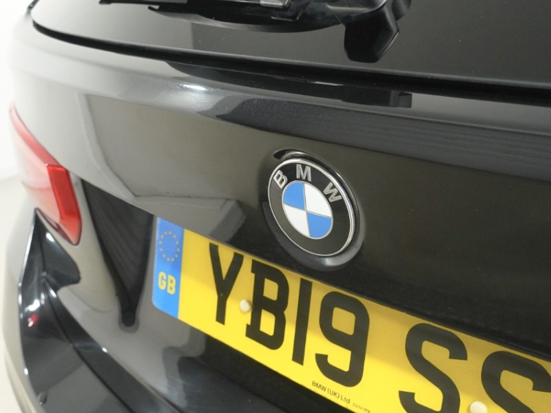 2019 (19) BMW 3 SERIES 320d Sport 5dr 5875447