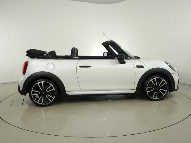 2024 (24) MINI CONVERTIBLE 1.5 Cooper Sport 2dr Auto 5890921