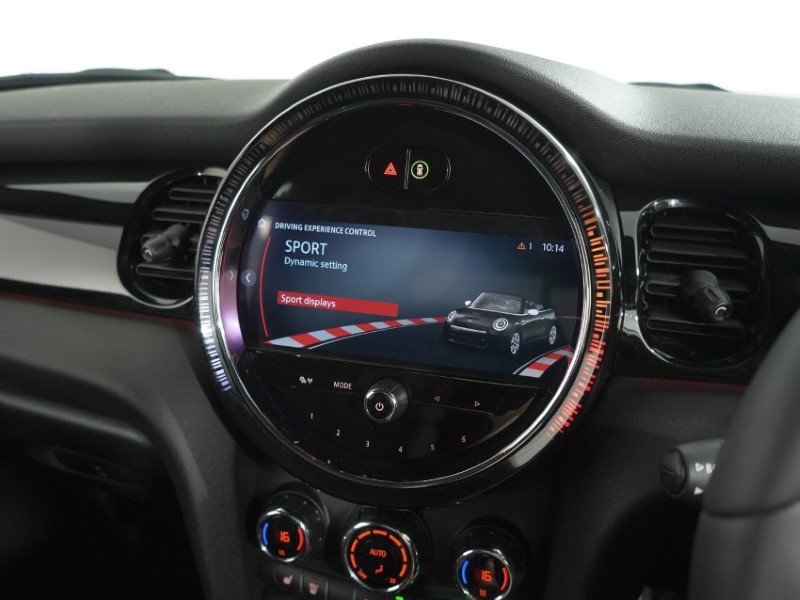 2024 (24) MINI CONVERTIBLE 1.5 Cooper Sport 2dr Auto 5890898