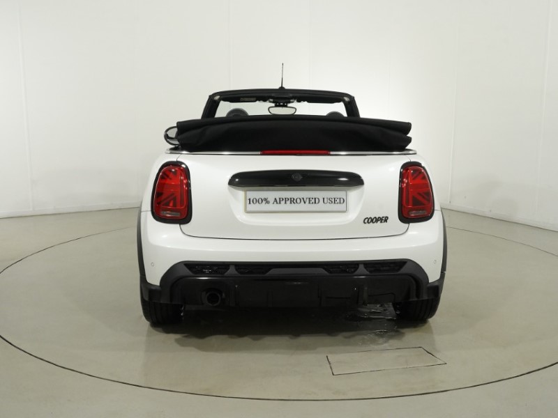 2024 (24) MINI CONVERTIBLE 1.5 Cooper Sport 2dr Auto 5890919