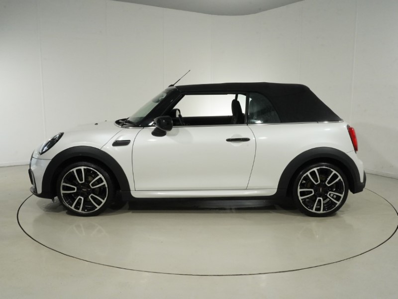 2024 (24) MINI CONVERTIBLE 1.5 Cooper Sport 2dr Auto 5890852