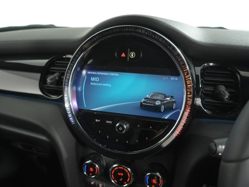 2024 (24) MINI CONVERTIBLE 1.5 Cooper Sport 2dr Auto 5890899