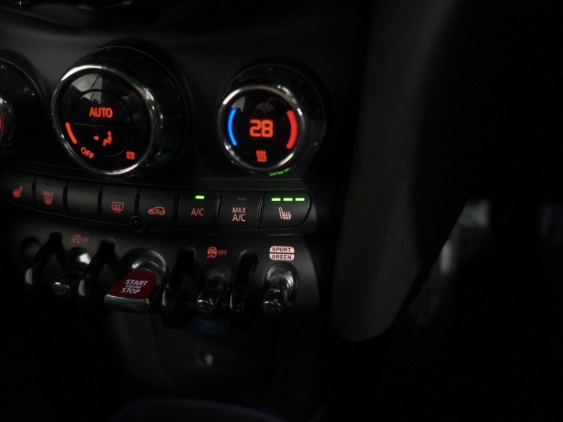 2024 (24) MINI CONVERTIBLE 1.5 Cooper Sport 2dr Auto 5890897