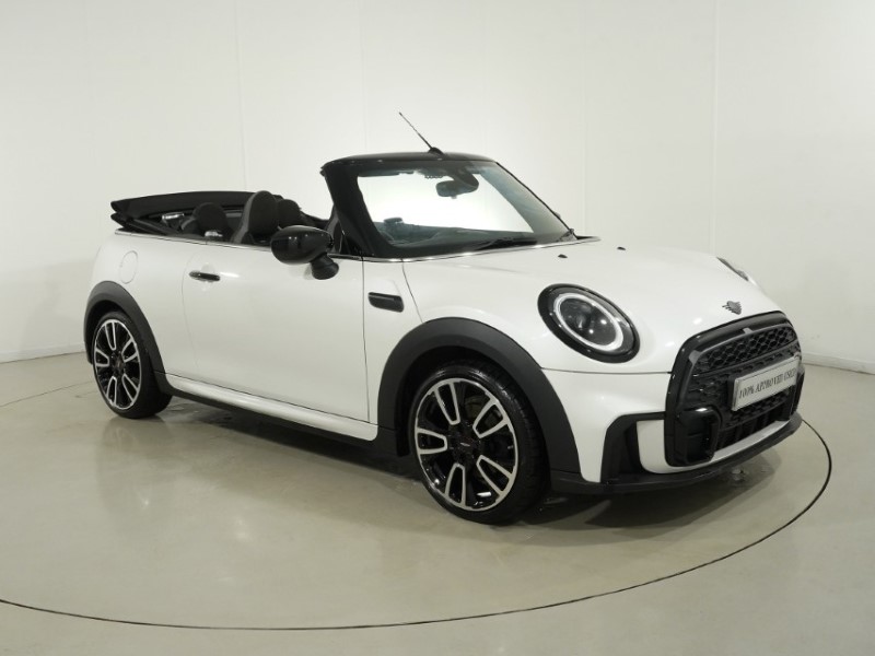 2024 (24) MINI CONVERTIBLE 1.5 Cooper Sport 2dr Auto 5890922