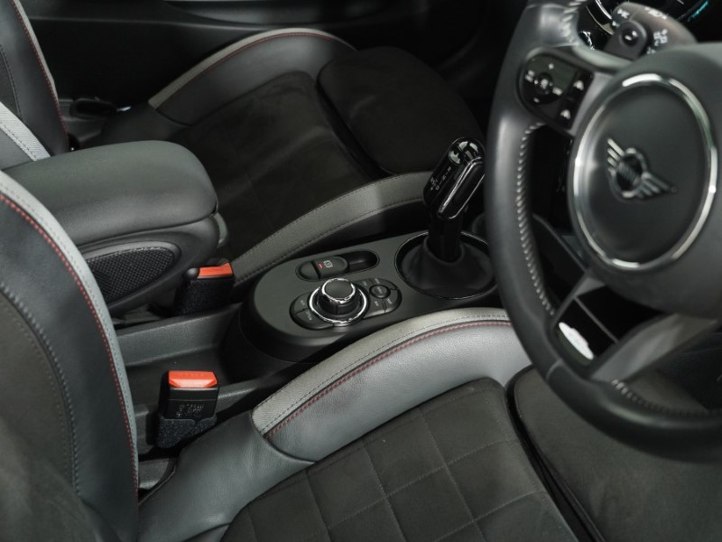 2024 (73) MINI HATCHBACK 2.0 John Cooper Works 3dr 5875607