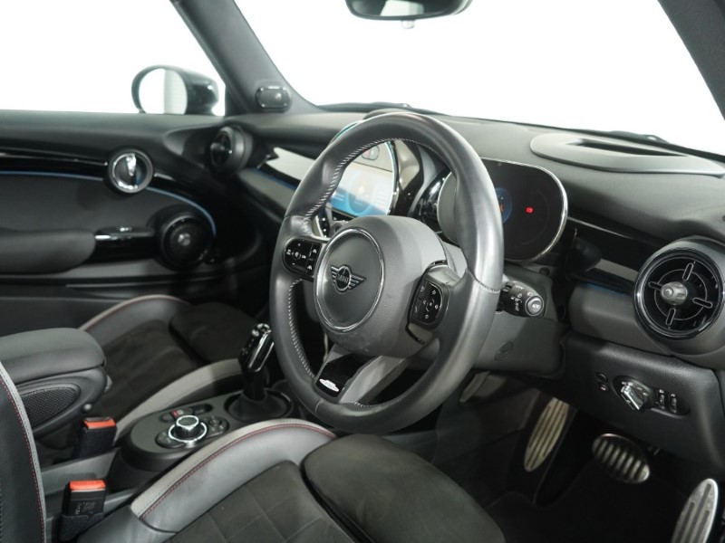 2024 (73) MINI HATCHBACK 2.0 John Cooper Works 3dr 5875606