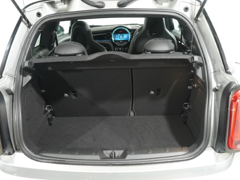 2024 (73) MINI HATCHBACK 2.0 John Cooper Works 3dr 5875602