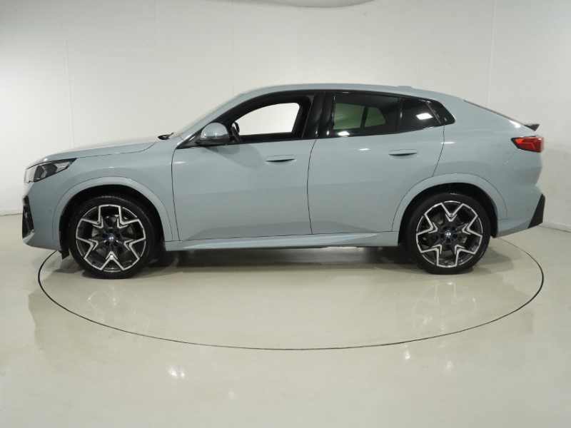 2026 (26) BMW iX2 150kW eDrive20 M Sport 65kWh 5dr Auto 5885080