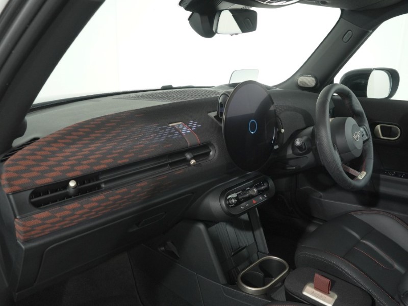 2024 (24) MINI COOPER 1.5 C Sport 3dr Auto 5976895