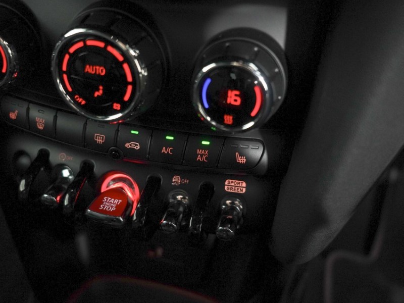 2024 (24) MINI HATCHBACK 1.5 Cooper Exclusive Premium 5dr Auto 5909197