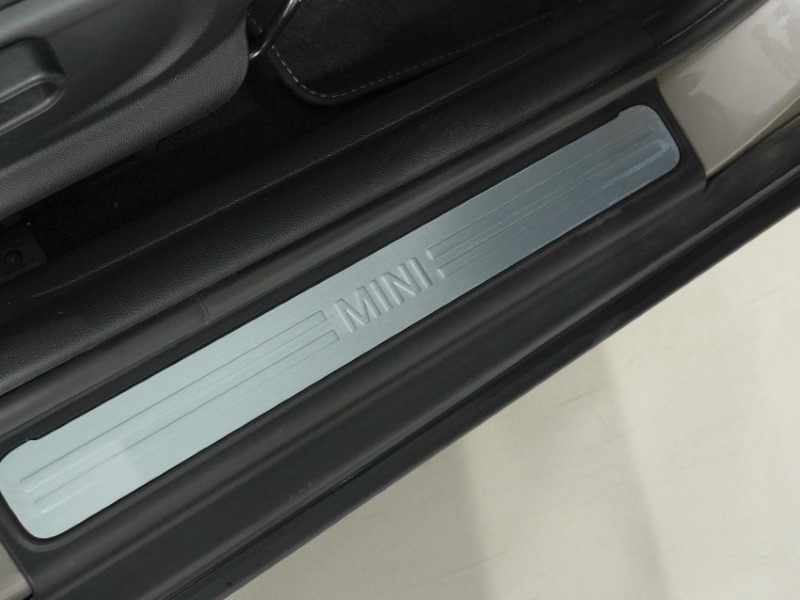 2024 (24) MINI HATCHBACK 1.5 Cooper Exclusive Premium 5dr Auto 5909179