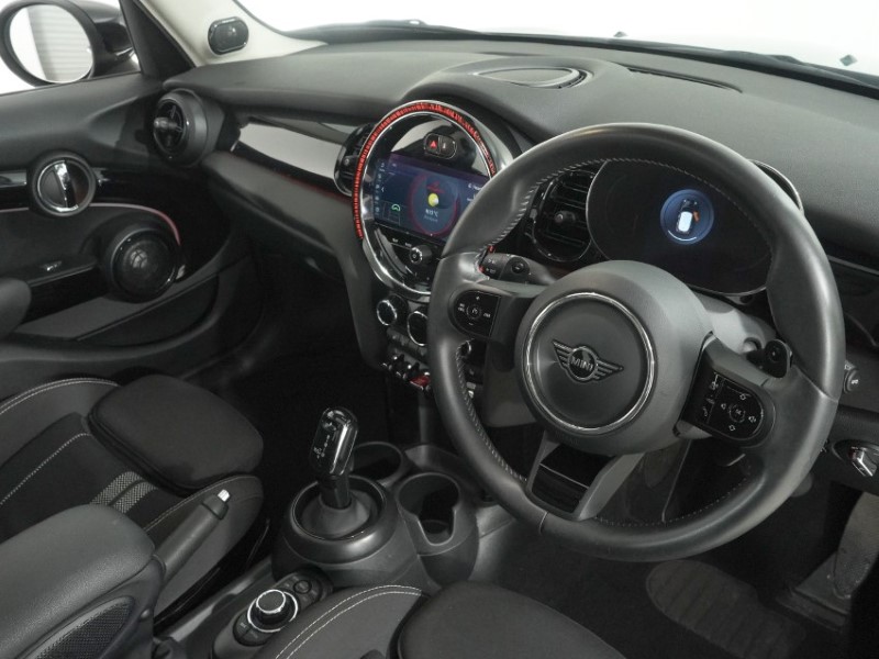 2024 (73) MINI HATCHBACK 2.0 Cooper S Classic Premium Plus 5dr Auto 5950275