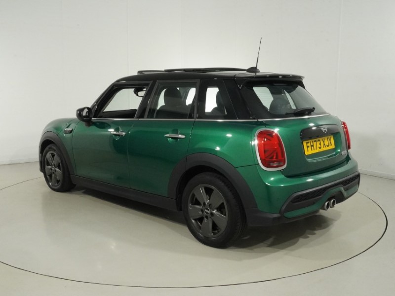 2024 (73) MINI HATCHBACK 2.0 Cooper S Classic Premium Plus 5dr Auto – Video 1 of 1