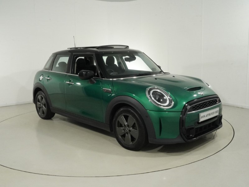 2024 (73) MINI HATCHBACK 2.0 Cooper S Classic Premium Plus 5dr Auto