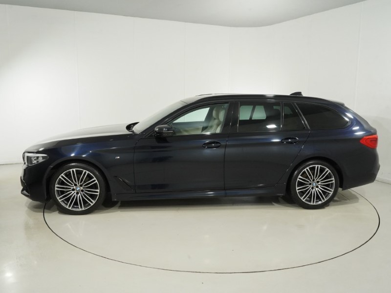 2019 (19) BMW 5 SERIES 520i M Sport 5dr Auto 5931090