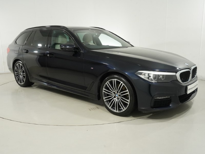 2019 (19) BMW 5 SERIES 520i M Sport 5dr Auto 5931084