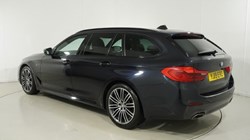 2019 (19) BMW 5 SERIES 520i M Sport 5dr Auto 1