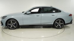 2026 (75) BMW 5 SERIES 520i M Sport 4dr Auto 5963267