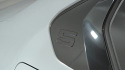 2026 (75) BMW 5 SERIES 520i M Sport 4dr Auto 5963299