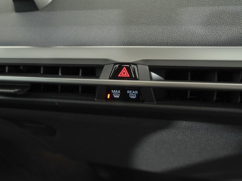 2024 (24) BMW iX 240kW xDrive40 M Sport 76.6kWh 5dr Auto 5955930