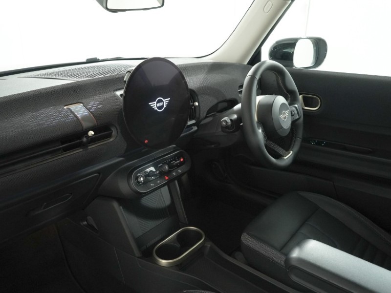 2024 (24) MINI COOPER 1.5 C Classic 3dr Auto 5975763