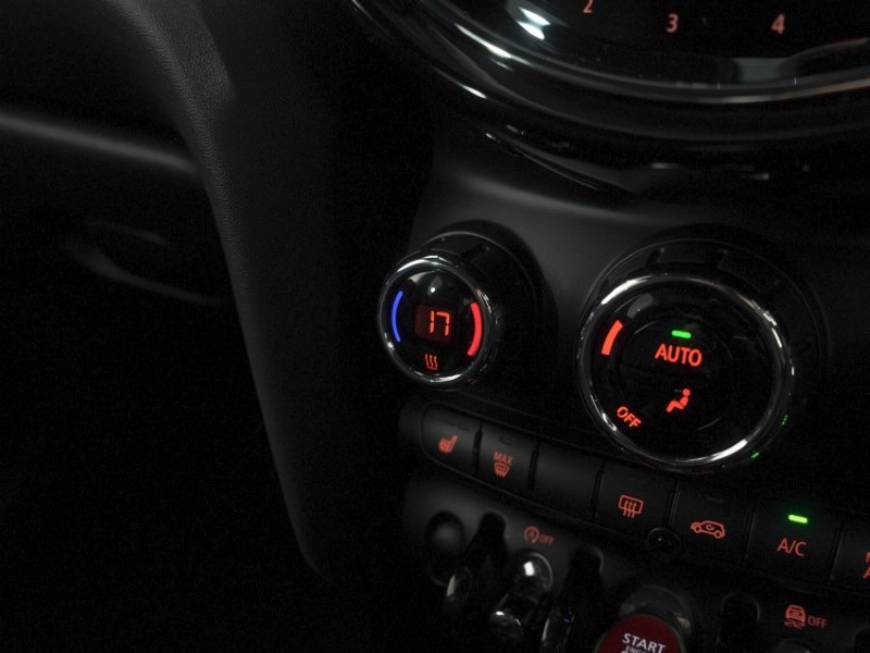 2024 (24) MINI HATCHBACK 1.5 Cooper Sport 5dr 5969602