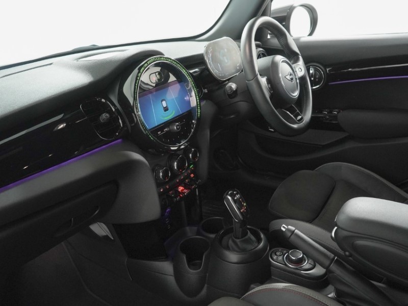 2024 (24) MINI HATCHBACK 1.5 Cooper Sport 5dr 5969560