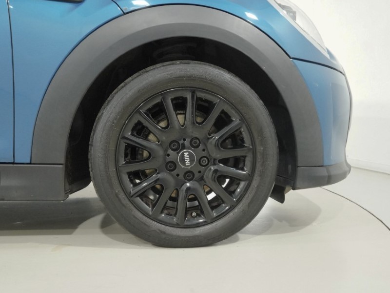 2023 (72) MINI HATCHBACK 1.5 Cooper Classic 3dr Auto 5954035