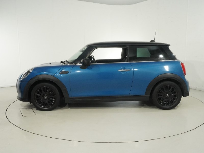 2023 (72) MINI HATCHBACK 1.5 Cooper Classic 3dr Auto 5954071