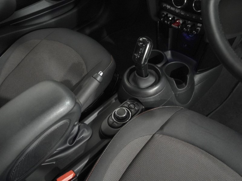 2023 (72) MINI HATCHBACK 1.5 Cooper Classic 3dr Auto 5954043