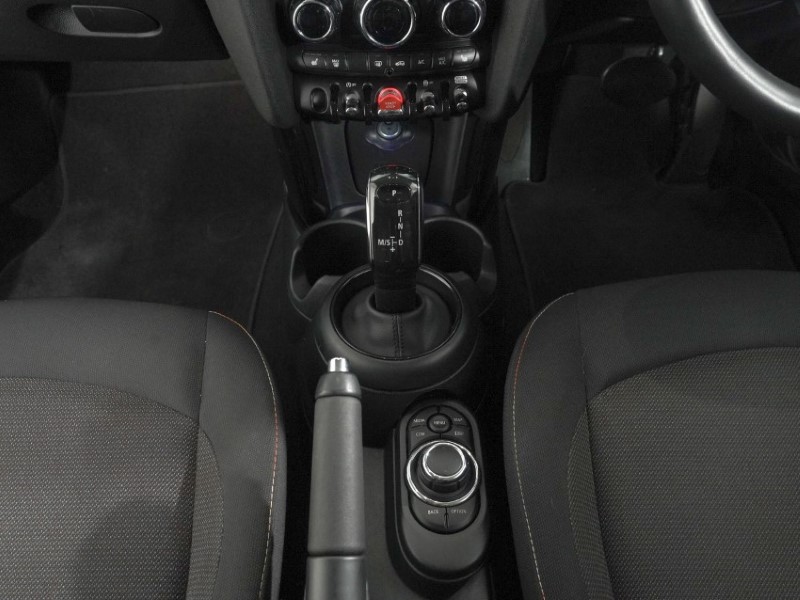 2023 (72) MINI HATCHBACK 1.5 Cooper Classic 3dr Auto 5954031