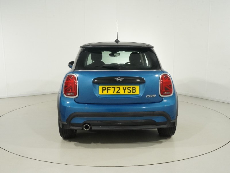 2023 (72) MINI HATCHBACK 1.5 Cooper Classic 3dr Auto 5954073