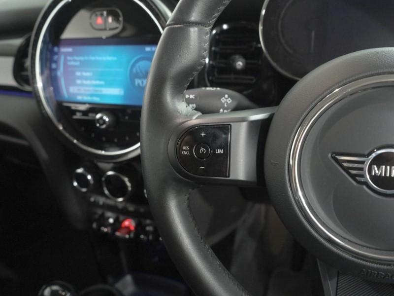 2023 (72) MINI HATCHBACK 1.5 Cooper Classic 3dr Auto 5954045
