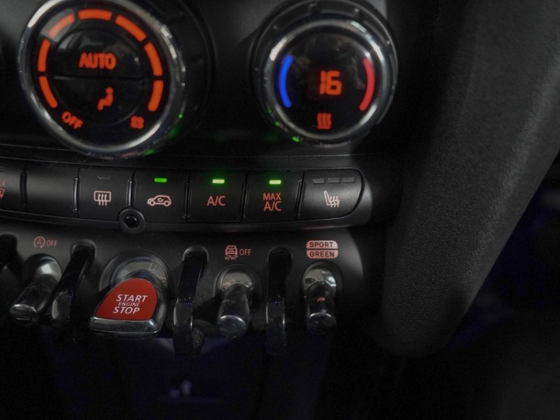 2023 (72) MINI HATCHBACK 1.5 Cooper Classic 3dr Auto 5954053