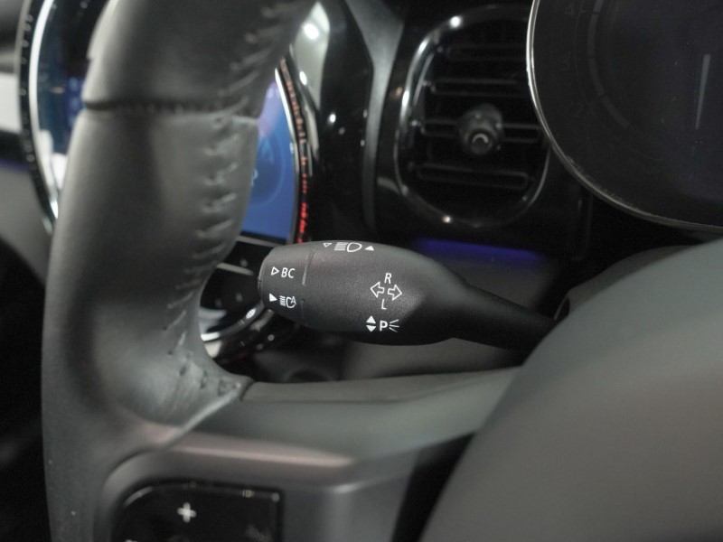 2023 (72) MINI HATCHBACK 1.5 Cooper Classic 3dr Auto 5954047