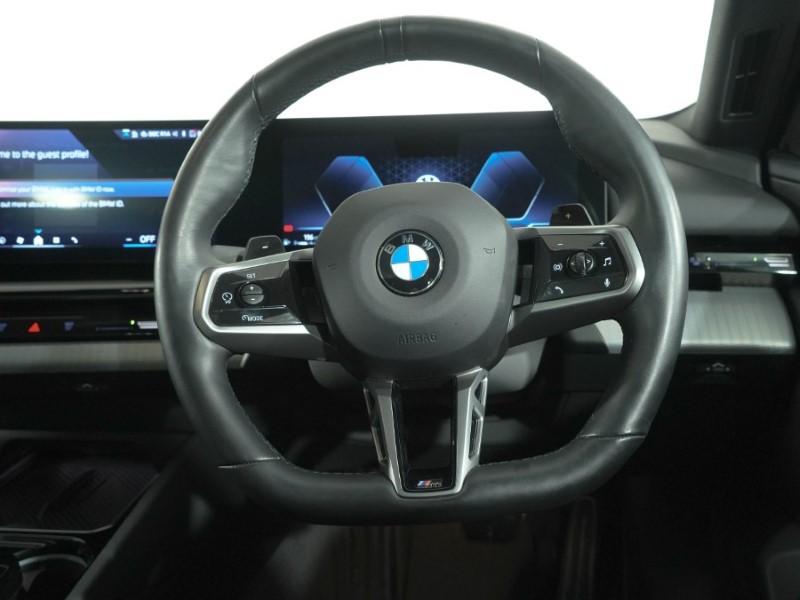 2024 (24) BMW 5 SERIES 520i M Sport 4dr Auto 5972937