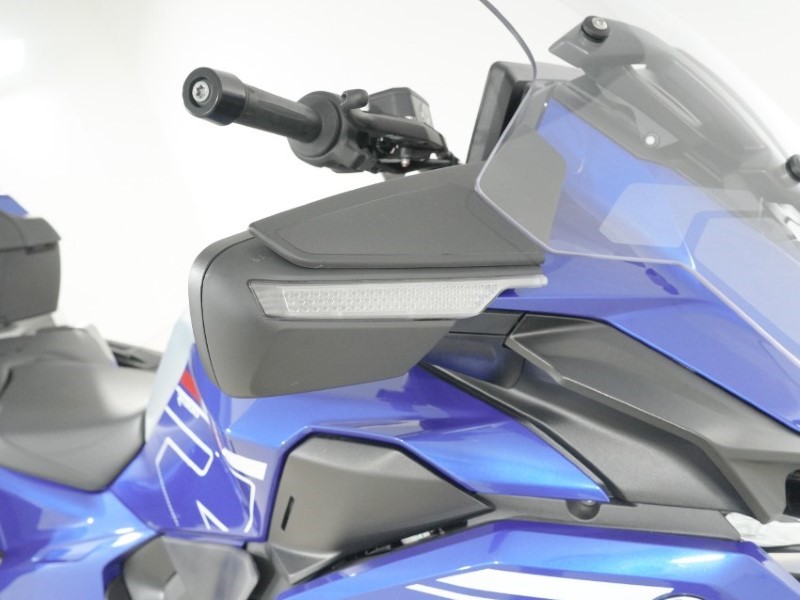 2026 (26) BMW Motorrad R1300 RT LE (25MY) 5951998
