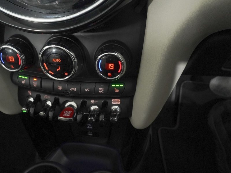 2022 (72) MINI CONVERTIBLE 1.5 Cooper Exclusive 2dr Auto 5958366