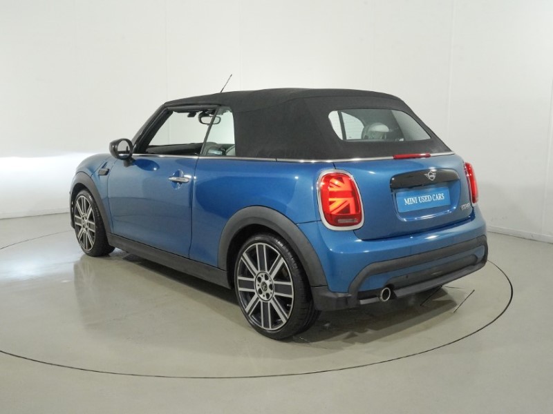 2022 (72) MINI CONVERTIBLE 1.5 Cooper Exclusive 2dr Auto 5958383