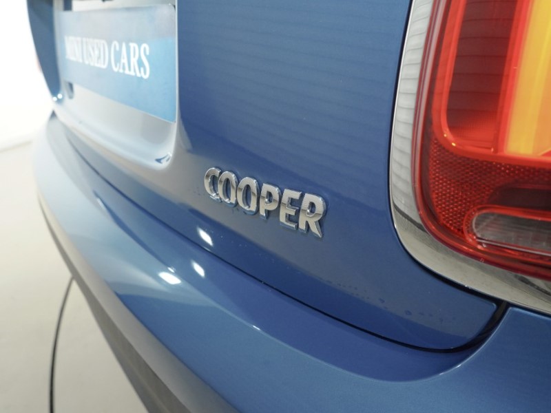 2022 (72) MINI CONVERTIBLE 1.5 Cooper Exclusive 2dr Auto 5958330