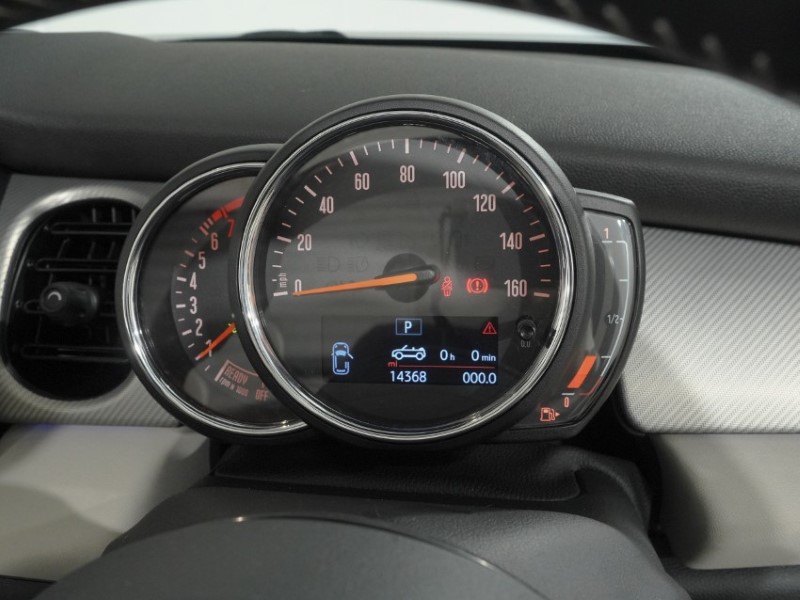 2022 (72) MINI CONVERTIBLE 1.5 Cooper Exclusive 2dr Auto 5958363