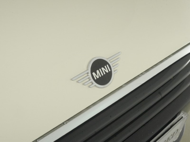 2020 (70) MINI HATCHBACK 1.5 Cooper Classic II 5dr Auto 5960860