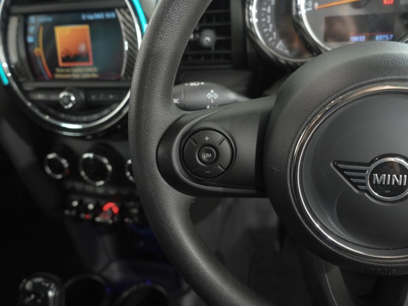 2020 (70) MINI HATCHBACK 1.5 Cooper Classic II 5dr Auto 5960872