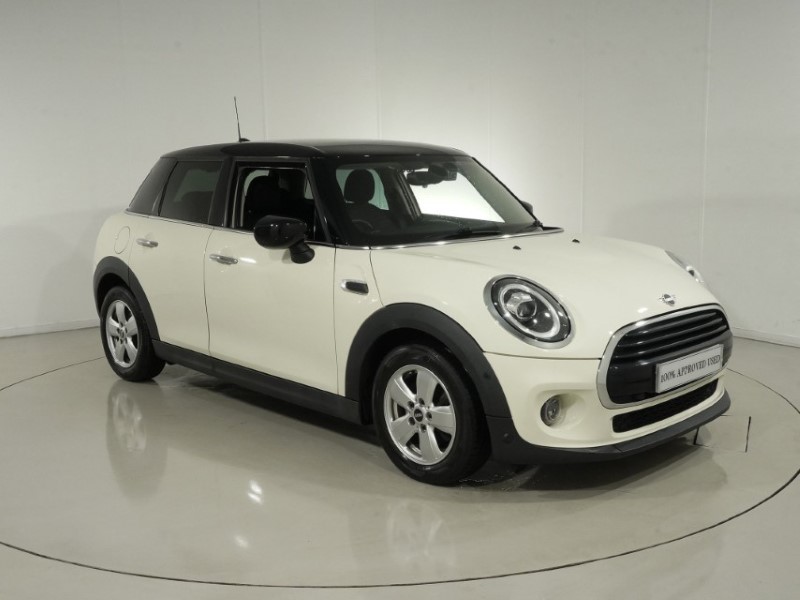 2020 (70) MINI HATCHBACK 1.5 Cooper Classic II 5dr Auto