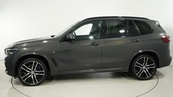 2022 (72) BMW X5 xDrive40d MHT M Sport 5dr Auto 5973813