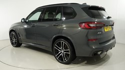 2022 (72) BMW X5 xDrive40d MHT M Sport 5dr Auto – Video 1 of 1