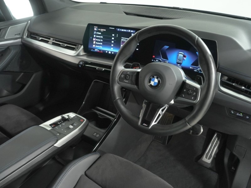 2026 (75) BMW 2 SERIES 220i MHT M Sport 5dr DCT 5973313