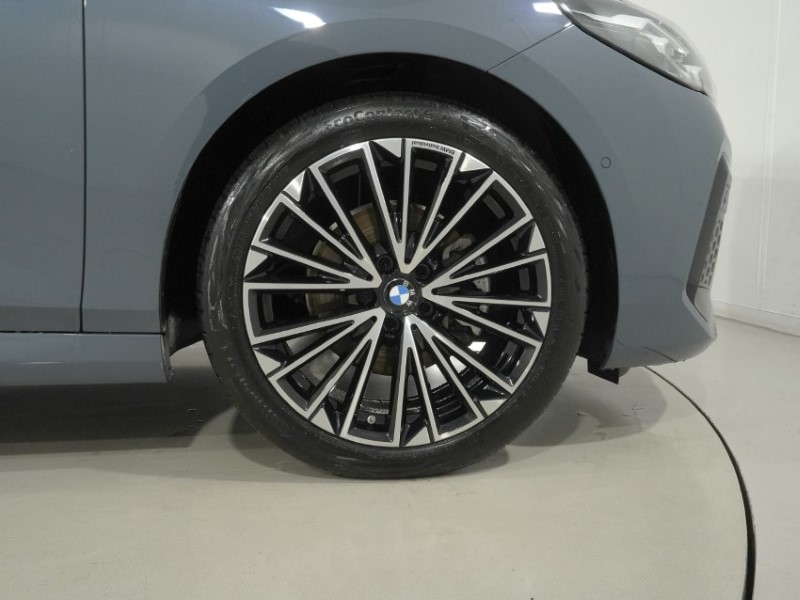 2026 (75) BMW 2 SERIES 220i MHT M Sport 5dr DCT 5973306